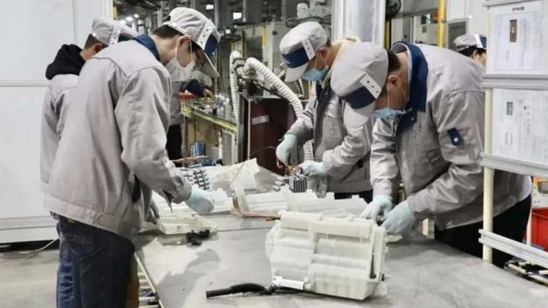 智能制造装备国家标准与行业标准的差异解析